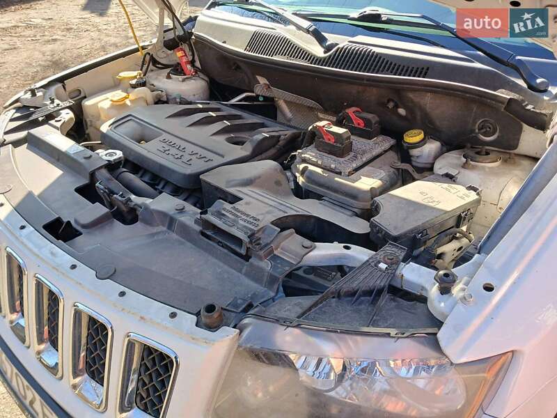 Внедорожник / Кроссовер Jeep Compass 2013 в Чернигове