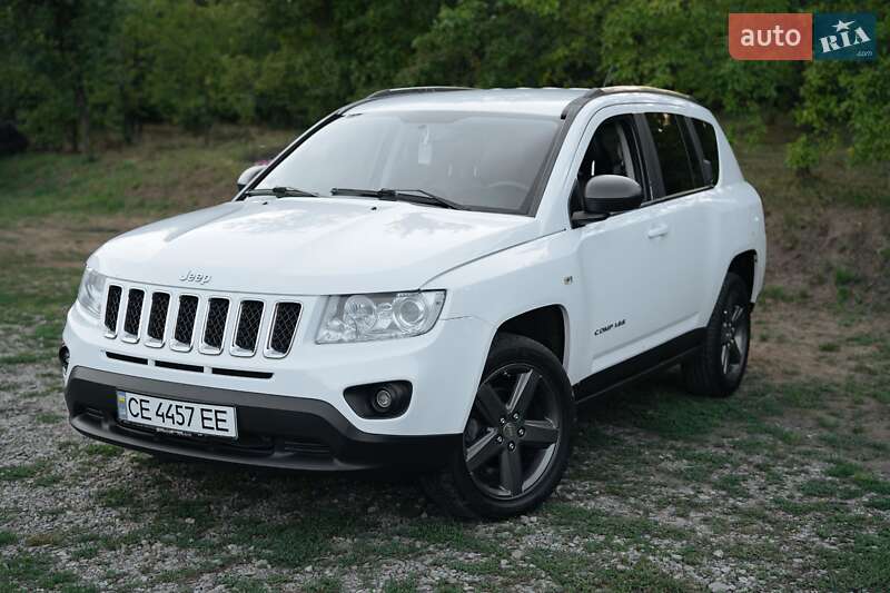 Внедорожник / Кроссовер Jeep Compass 2011 в Черновцах