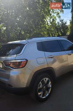 Внедорожник / Кроссовер Jeep Compass 2019 в 