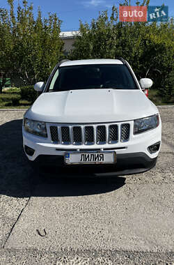 Внедорожник / Кроссовер Jeep Compass 2016 в 