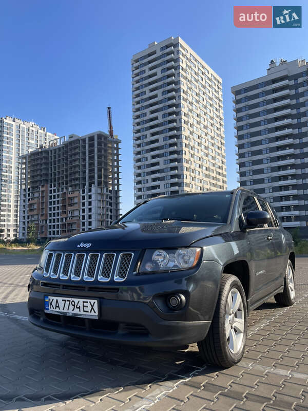 Внедорожник / Кроссовер Jeep Compass 2013 в Вышгороде