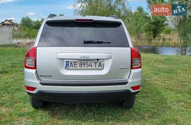 Внедорожник / Кроссовер Jeep Compass 2012 в Днепре