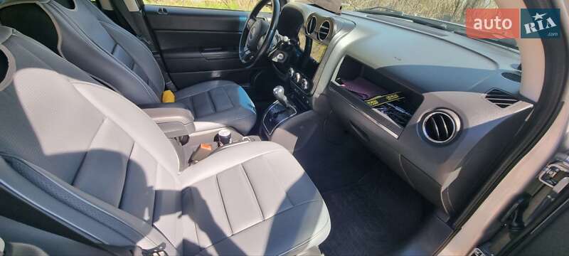 Позашляховик / Кросовер Jeep Compass 2012 в Дніпрі