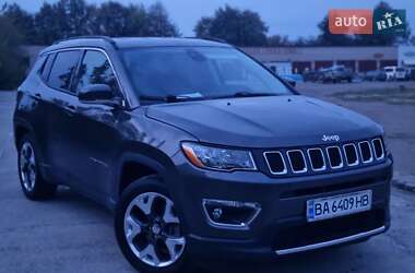 Внедорожник / Кроссовер Jeep Compass 2018 в 