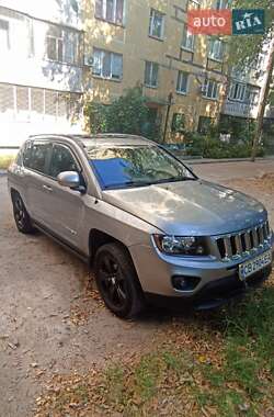 Позашляховик / Кросовер Jeep Compass 2016 в Дніпрі