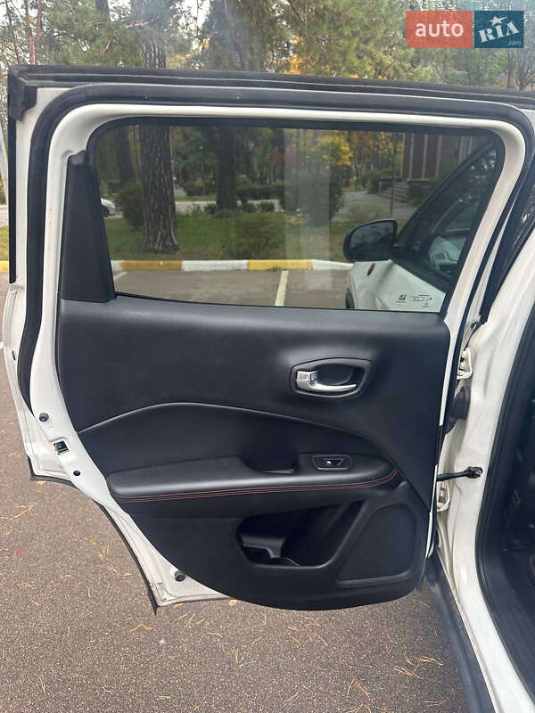 Позашляховик / Кросовер Jeep Compass 2017 в Ворзелі