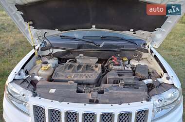 Внедорожник / Кроссовер Jeep Compass 2014 в Каменском
