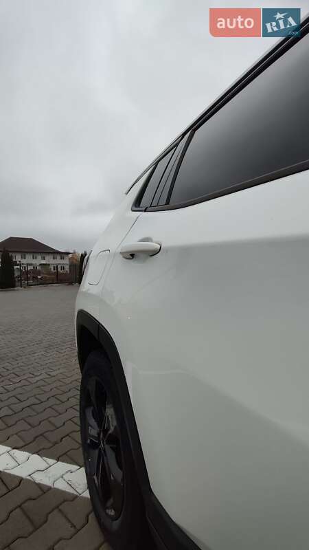 Внедорожник / Кроссовер Jeep Compass 2019 в Киеве фото 38 Внедорожник / Кроссовер Jeep Compass 2019 в Киеве