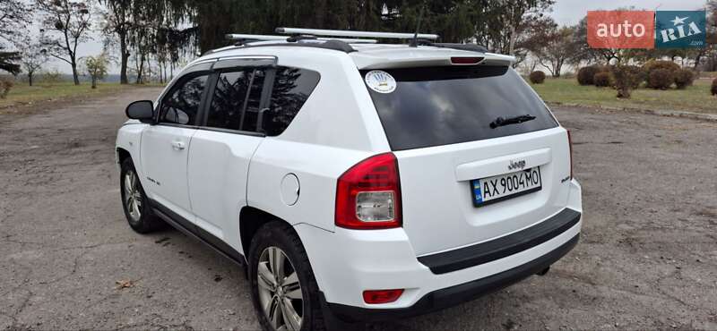 Позашляховик / Кросовер Jeep Compass 2012 в Чугуєві фото 6 Позашляховик / Кросовер Jeep Compass 2012 в Чугуєві