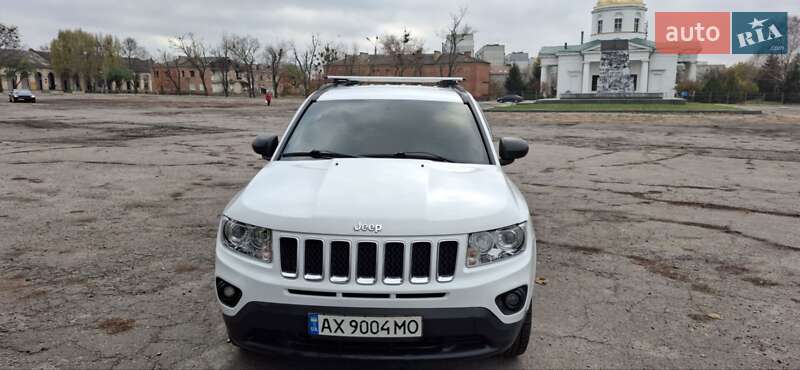 Позашляховик / Кросовер Jeep Compass 2012 в Чугуєві фото 2 Позашляховик / Кросовер Jeep Compass 2012 в Чугуєві