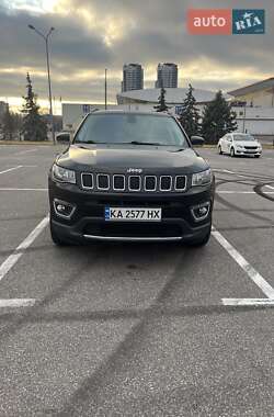 Внедорожник / Кроссовер Jeep Compass 2018 в Киеве