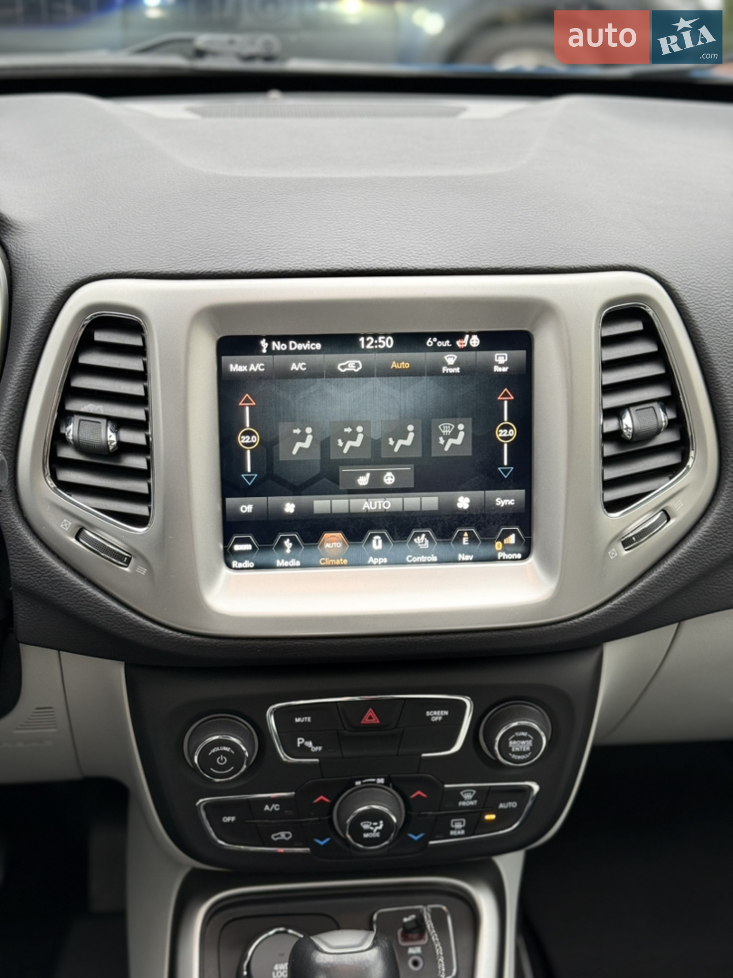 2018 Jeep Compass - мініатюра 26
