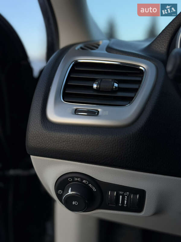 Внедорожник / Кроссовер Jeep Compass 2019 в Дубно