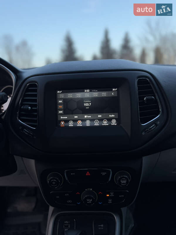 Внедорожник / Кроссовер Jeep Compass 2019 в Дубно