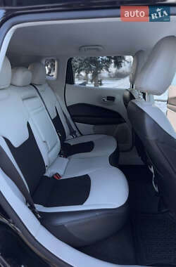 Внедорожник / Кроссовер Jeep Compass 2019 в 