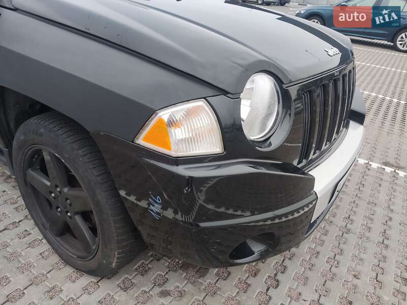 Позашляховик / Кросовер Jeep Compass 2008 в Києві