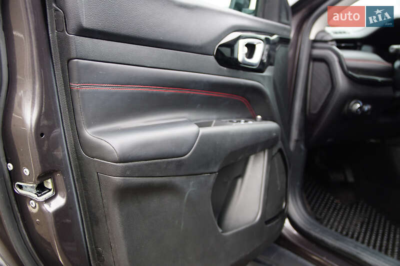 Внедорожник / Кроссовер Jeep Compass 2022 в Киеве