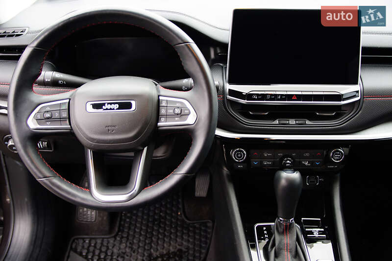 Внедорожник / Кроссовер Jeep Compass 2022 в Киеве