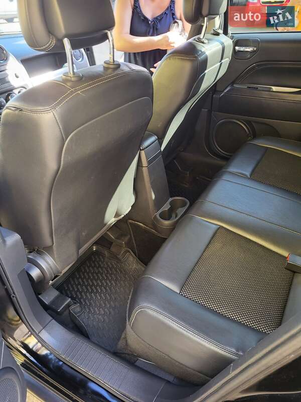 Внедорожник / Кроссовер Jeep Compass 2013 в Чернигове