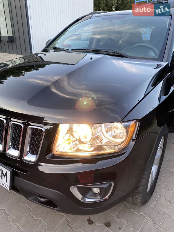 Внедорожник / Кроссовер Jeep Compass 2015 в Киеве