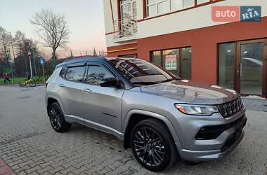 Внедорожник / Кроссовер Jeep Compass 2022 в 