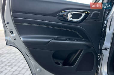 Внедорожник / Кроссовер Jeep Compass 2022 в 