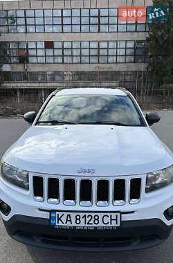 Внедорожник / Кроссовер Jeep Compass 2014 в Киеве