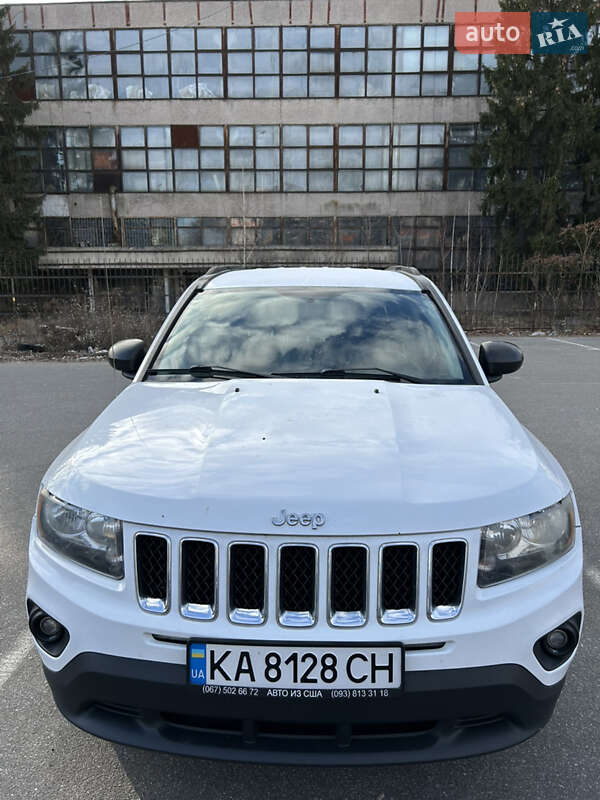 Внедорожник / Кроссовер Jeep Compass 2014 в Киеве