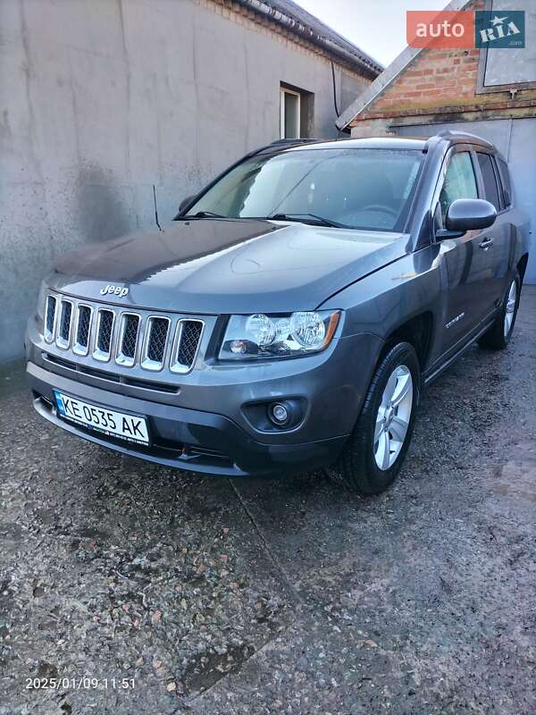 Внедорожник / Кроссовер Jeep Compass 2016 в Каменском