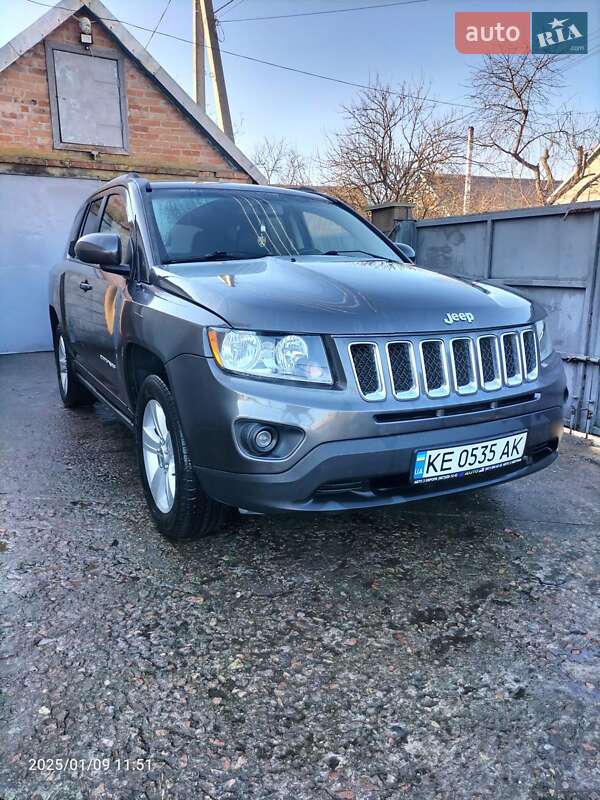 Внедорожник / Кроссовер Jeep Compass 2016 в Каменском