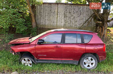 Позашляховик / Кросовер Jeep Compass 2012 в 