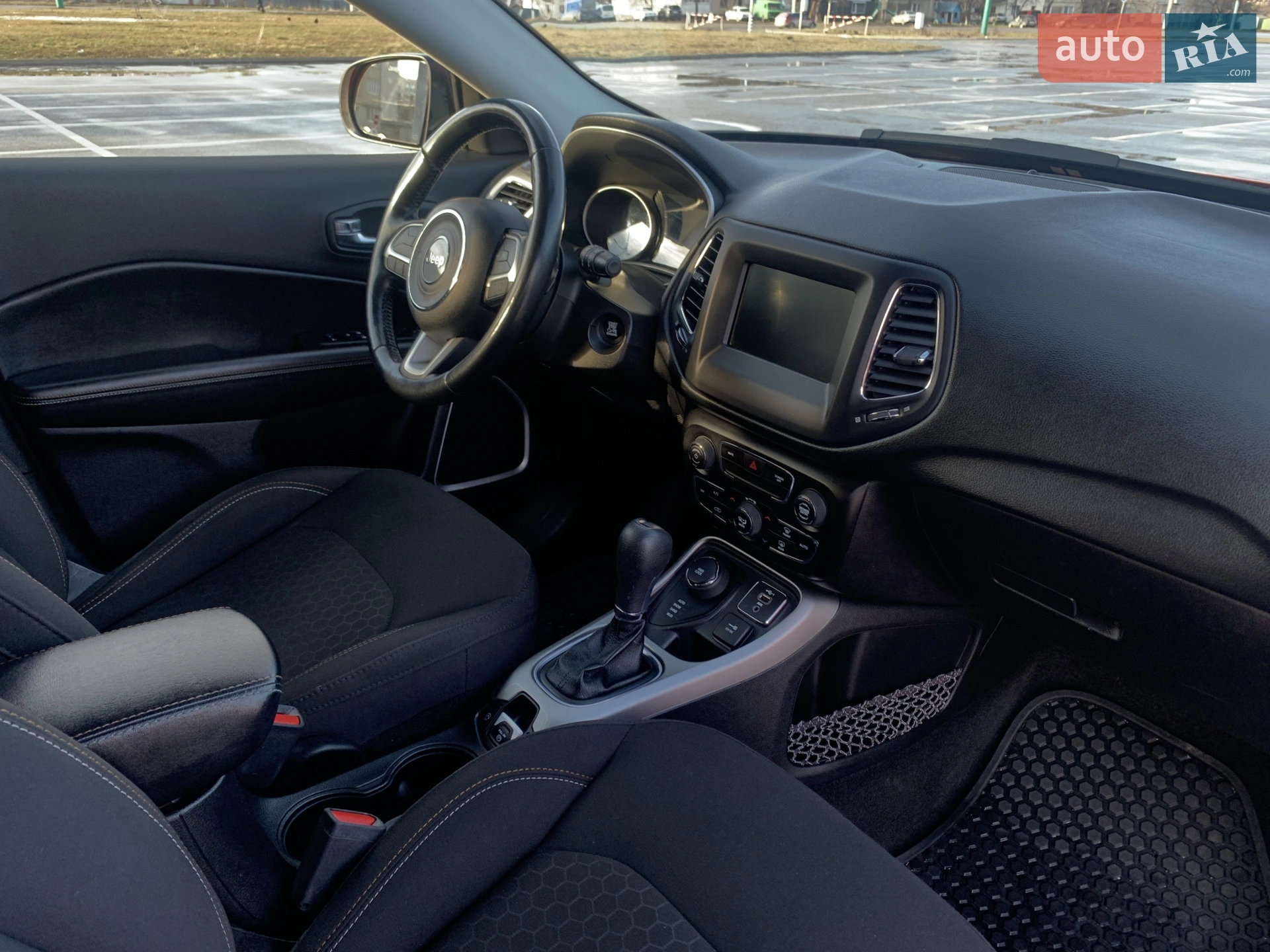 2020 Jeep Compass - мініатюра 12