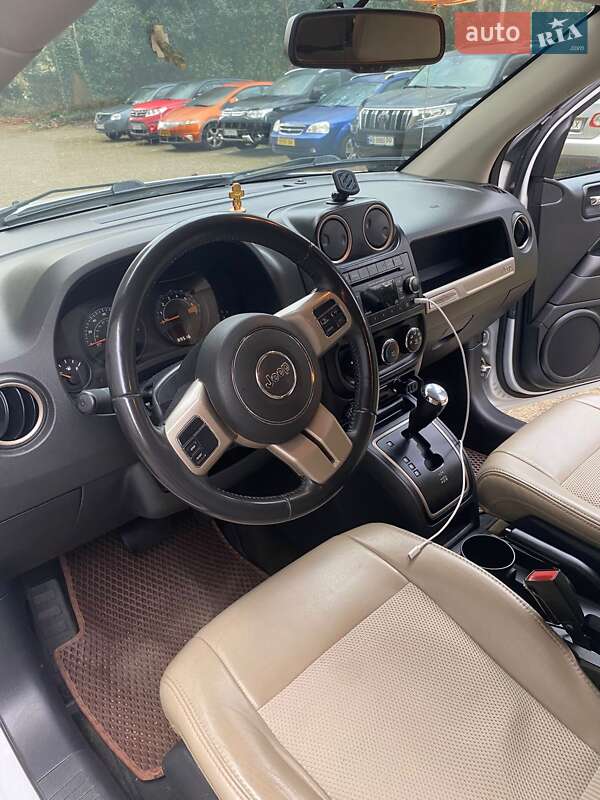 Внедорожник / Кроссовер Jeep Compass 2016 в Кременце