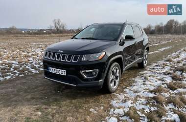 Внедорожник / Кроссовер Jeep Compass 2020 в Киеве