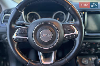 Внедорожник / Кроссовер Jeep Compass 2020 в 