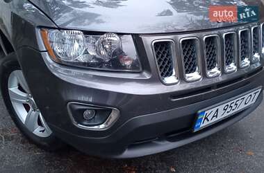 Позашляховик / Кросовер Jeep Compass 2015 в Києві