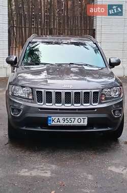 Позашляховик / Кросовер Jeep Compass 2015 в Києві