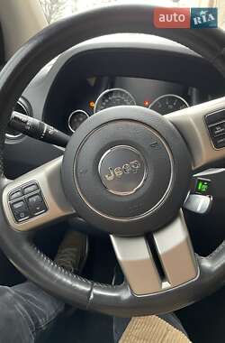 Внедорожник / Кроссовер Jeep Compass 2012 в Киеве