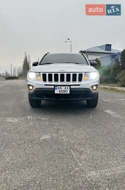 Внедорожник / Кроссовер Jeep Compass 2012 в Днепре