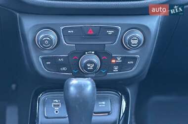 Внедорожник / Кроссовер Jeep Compass 2020 в 