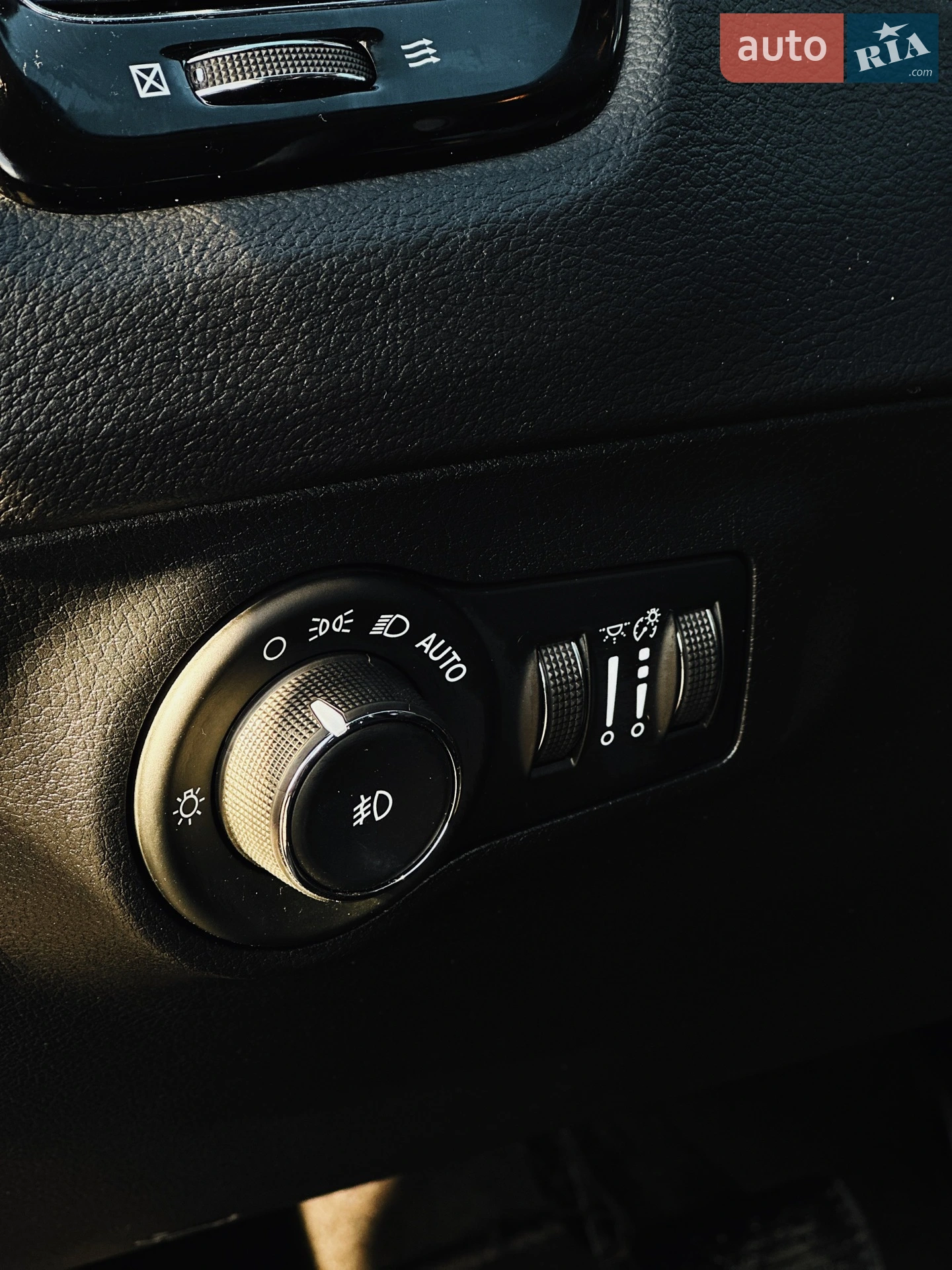 2017 Jeep Compass - мініатюра 17