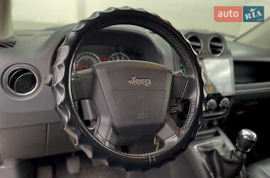 Позашляховик / Кросовер Jeep Compass 2010 в Києві