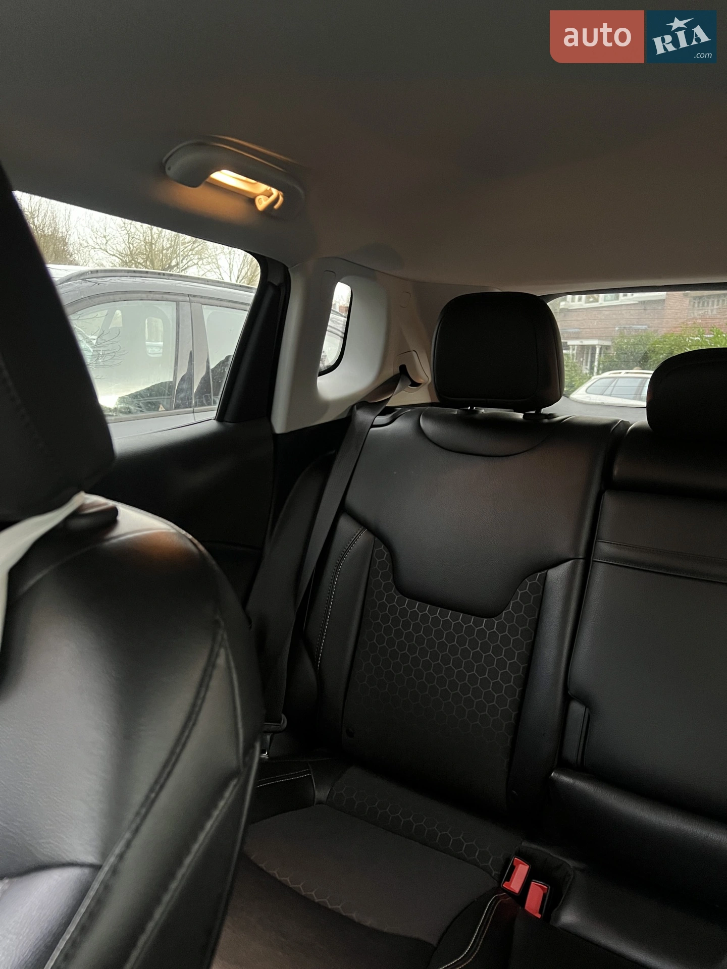 2019 Jeep Compass - мініатюра 9