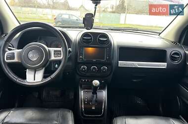 Внедорожник / Кроссовер Jeep Compass 2016 в 