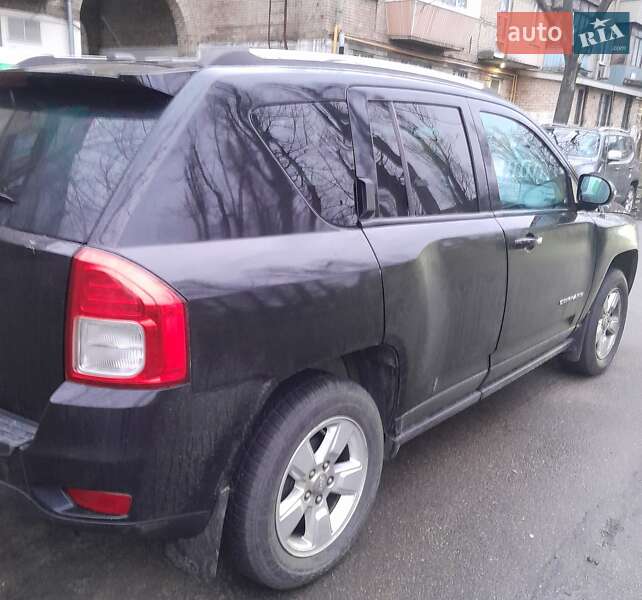 Внедорожник / Кроссовер Jeep Compass 2012 в Киеве