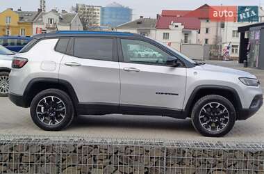 Внедорожник / Кроссовер Jeep Compass 2022 в 