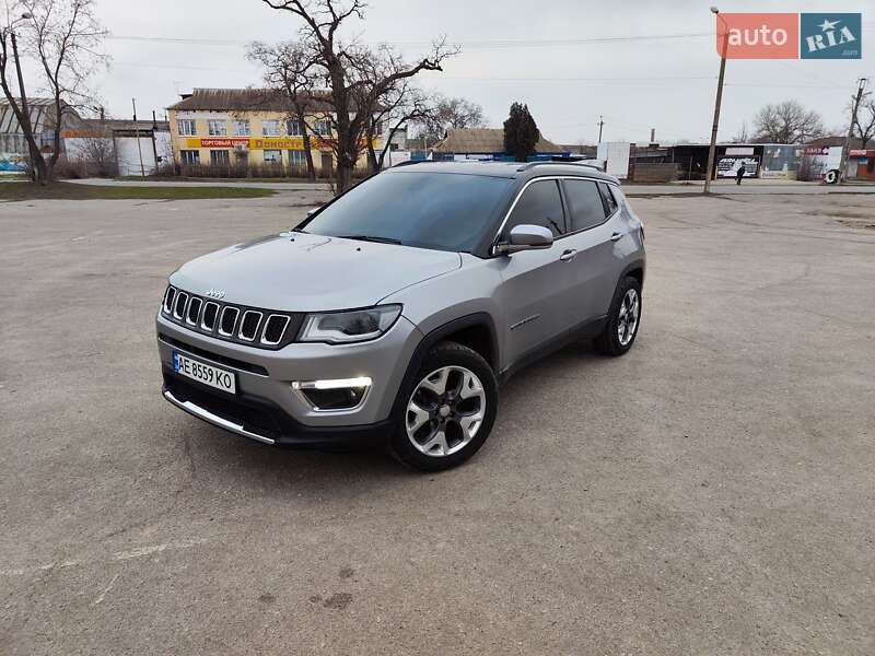 Внедорожник / Кроссовер Jeep Compass 2017 в Никополе