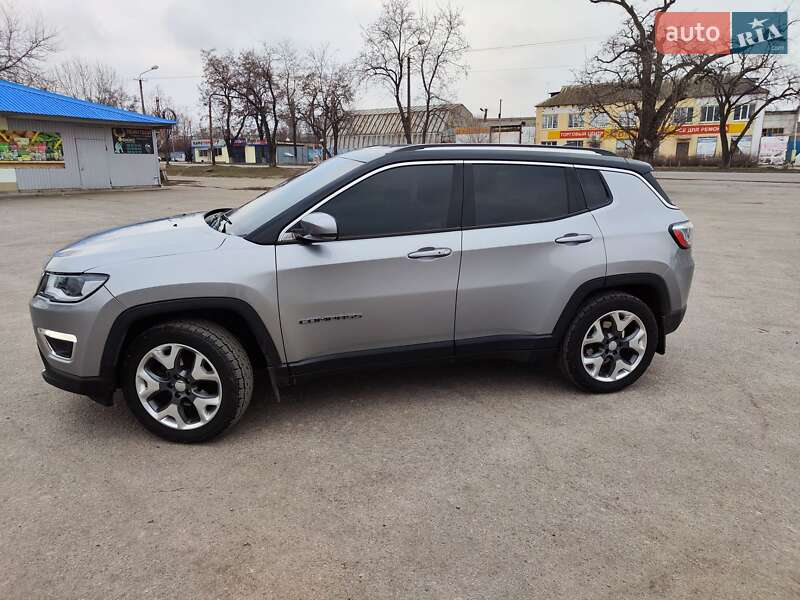 Внедорожник / Кроссовер Jeep Compass 2017 в Никополе