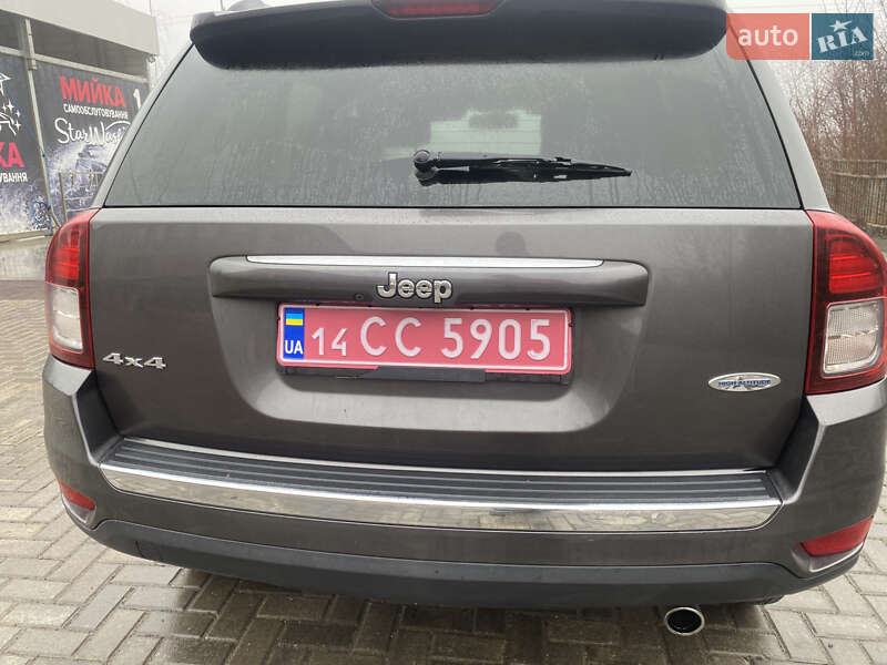 Внедорожник / Кроссовер Jeep Compass 2016 в Киеве