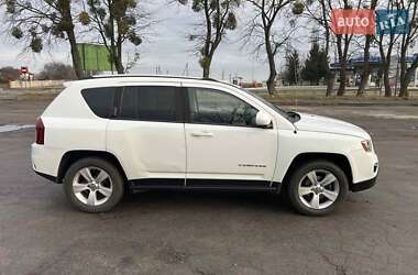 Внедорожник / Кроссовер Jeep Compass 2015 в Остроге